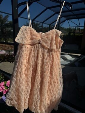 NWOT Women’s Peach Textured Bow Party Dress